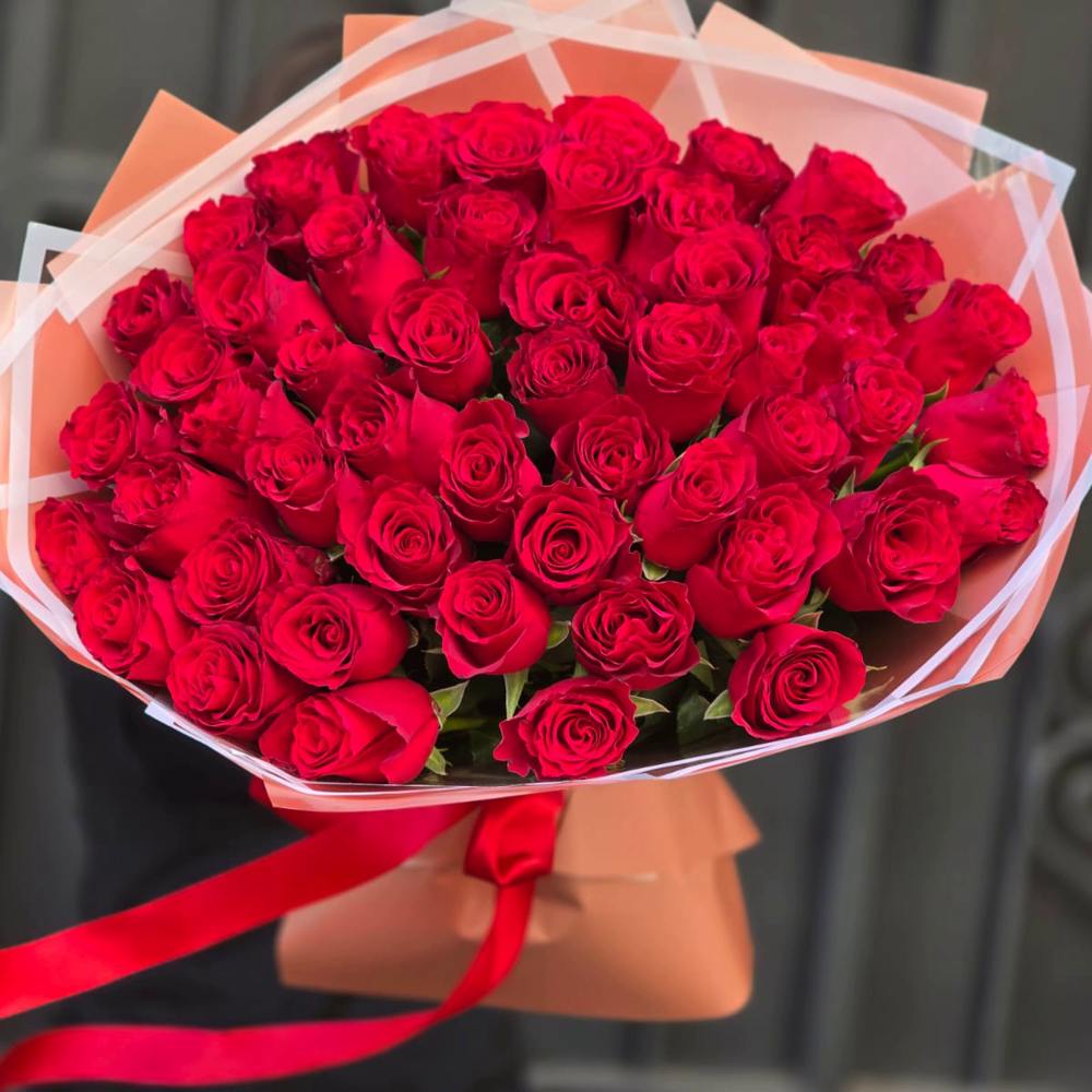 Акция! Букет из 51 красной розы Акция! Букет из 51 красной розы