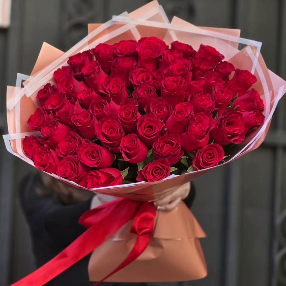 Акция! Букет из 51 красной розы Акция! Букет из 51 красной розы